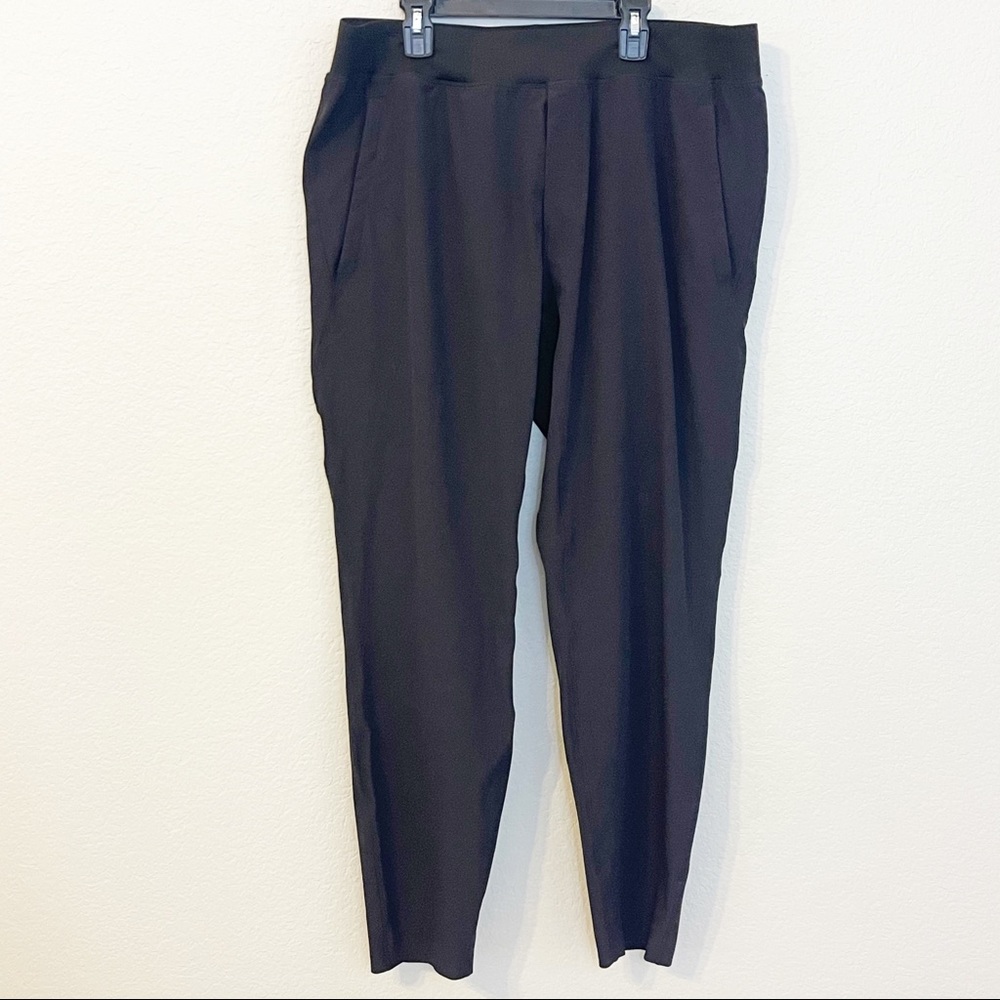 Men’s Lululemon Performance Nylon Pants